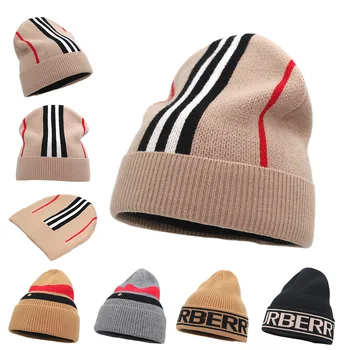 Brand de moda Aceeași Scrisoare Pălărie Tricotate Toamna și Iarna Dungă în aer liber Strada de Frig Femei Pălării de Protecție pentru Urechi Lână Pălărie Bărbați